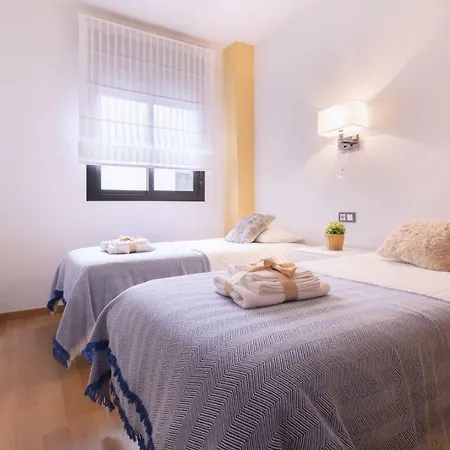 -malagasunapts- Citycentre Rooftop Pool *